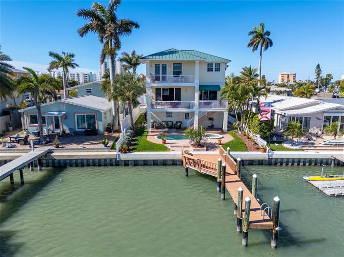 Image No.48-3 Bed Property for sale