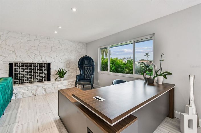 Image No.47-5 Bed Property for sale