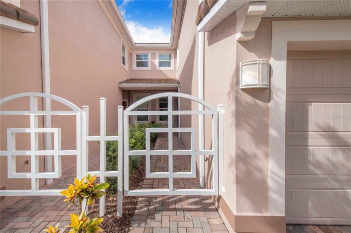 Image No.6-2 Bed Property for sale