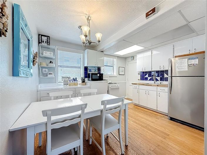 Image No.11-2 Bed Property for sale