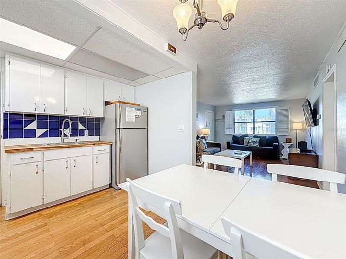 Image No.14-2 Bed Property for sale