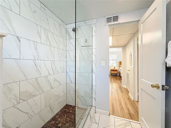 Image No.25-2 Bed Property for sale