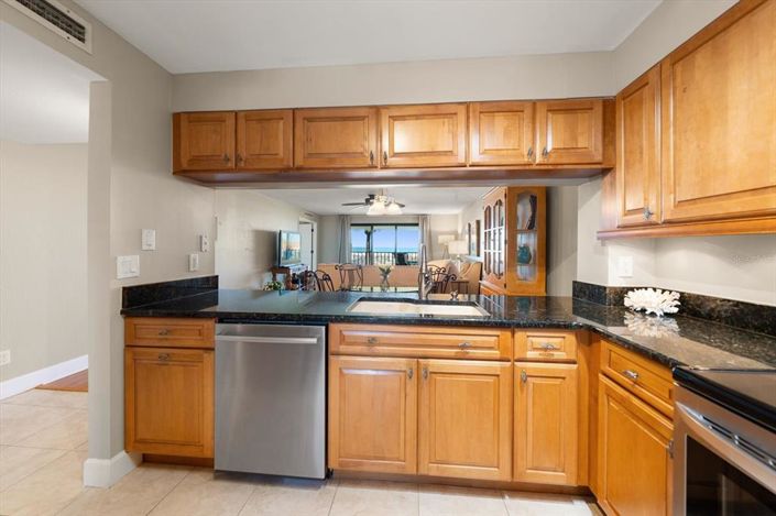 Image No.13-2 Bed Property for sale