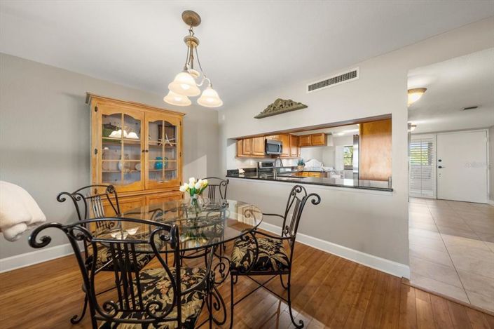 Image No.16-2 Bed Property for sale