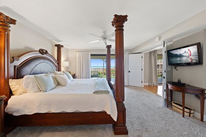 Image No.17-2 Bed Property for sale