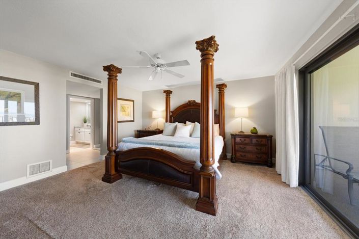 Image No.18-2 Bed Property for sale