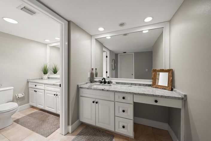 Image No.20-2 Bed Property for sale