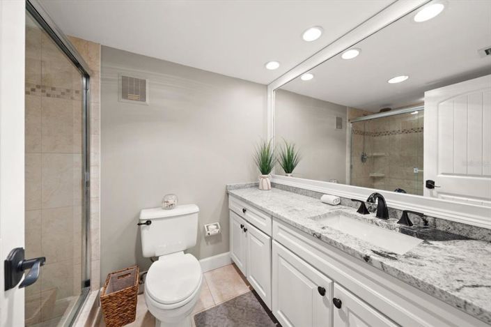 Image No.22-2 Bed Property for sale