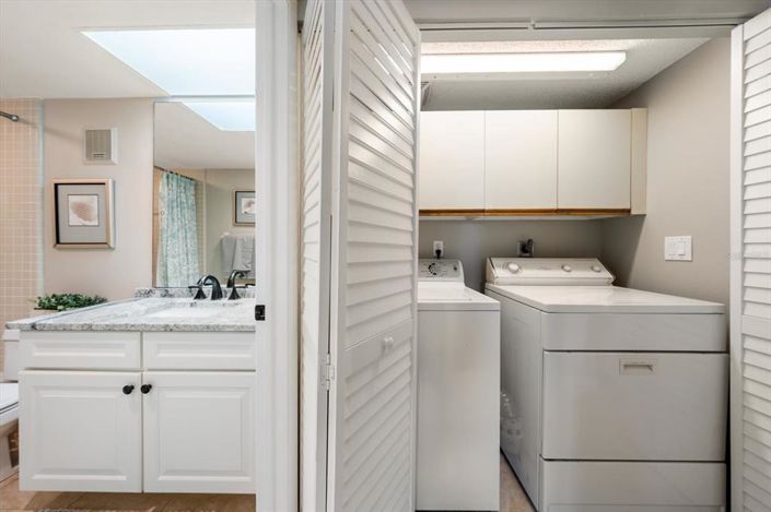 Image No.25-2 Bed Property for sale