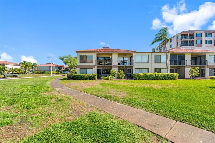 Image No.48-Propriété de 2 chambres à vendre à St. Petersburg