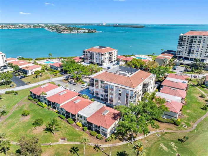 Image No.51-Propriété de 2 chambres à vendre à St. Petersburg