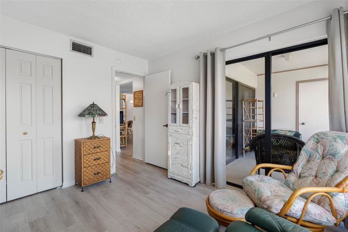 Image No.6-Propriété de 2 chambres à vendre à St. Petersburg