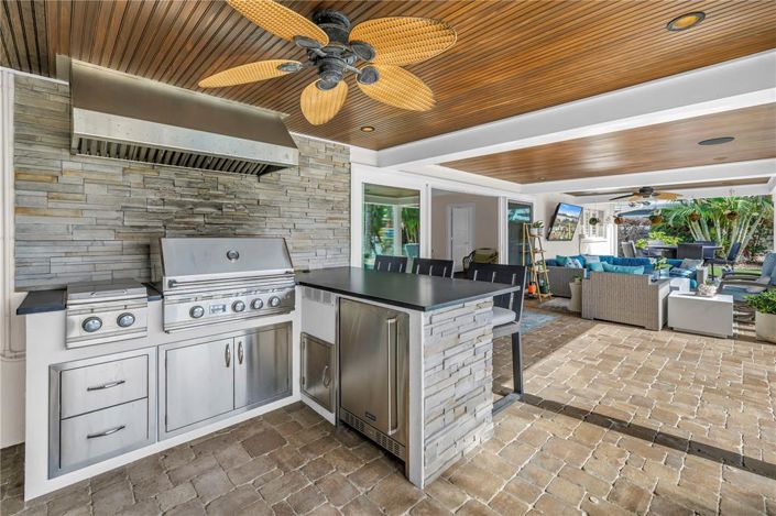 Image No.8-Propriété de 4 chambres à vendre à Clearwater