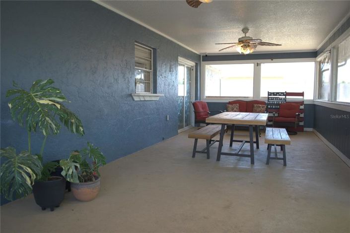 Image No.30-3 Bed Property for sale