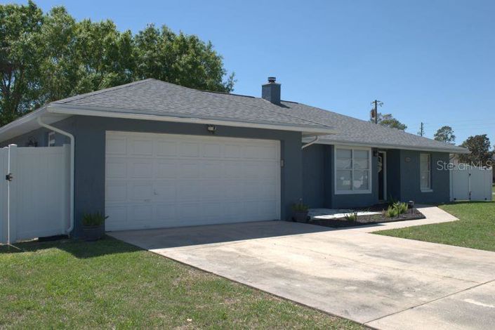 Image No.38-3 Bed Property for sale