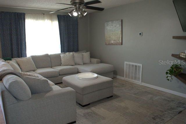 Image No.5-3 Bed Property for sale