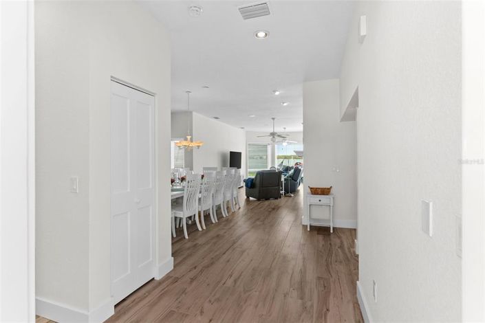 Image No.11-4 Bed Property for sale