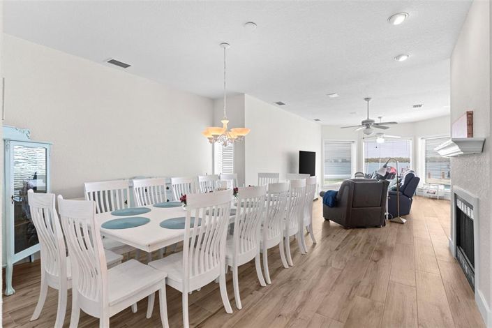 Image No.16-4 Bed Property for sale