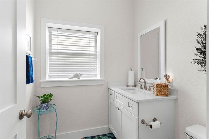 Image No.24-4 Bed Property for sale