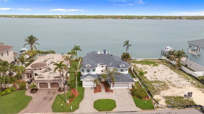 Image No.4-4 Bed Property for sale