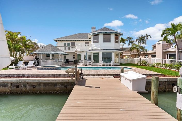 Image No.46-4 Bed Property for sale