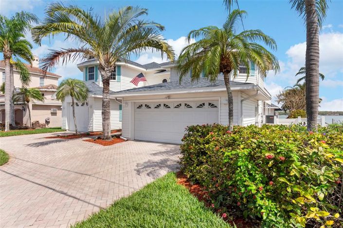 Image No.6-4 Bed Property for sale