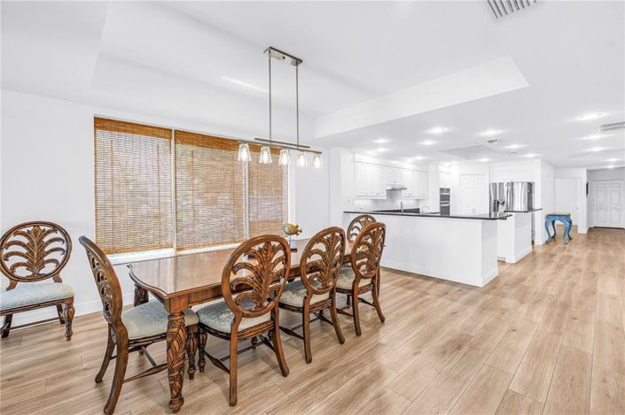 Image No.15-3 Bed Property for sale