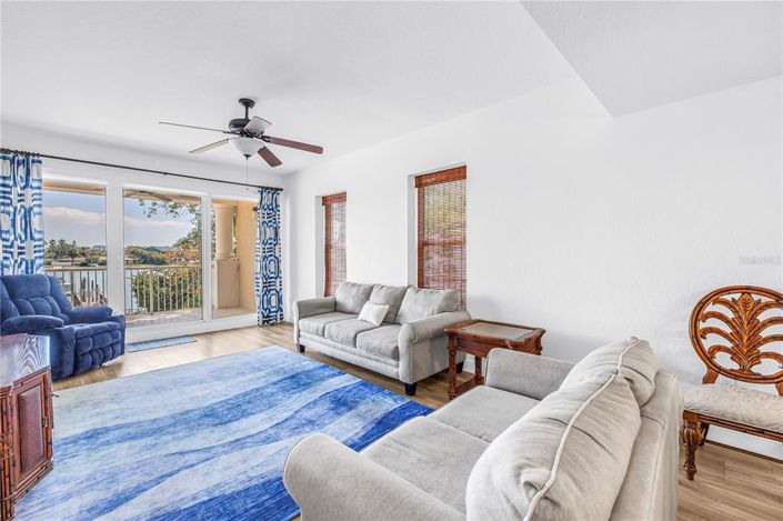 Image No.16-3 Bed Property for sale