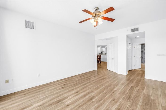 Image No.23-3 Bed Property for sale