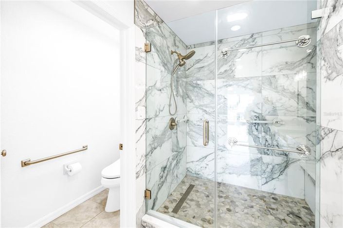 Image No.27-3 Bed Property for sale