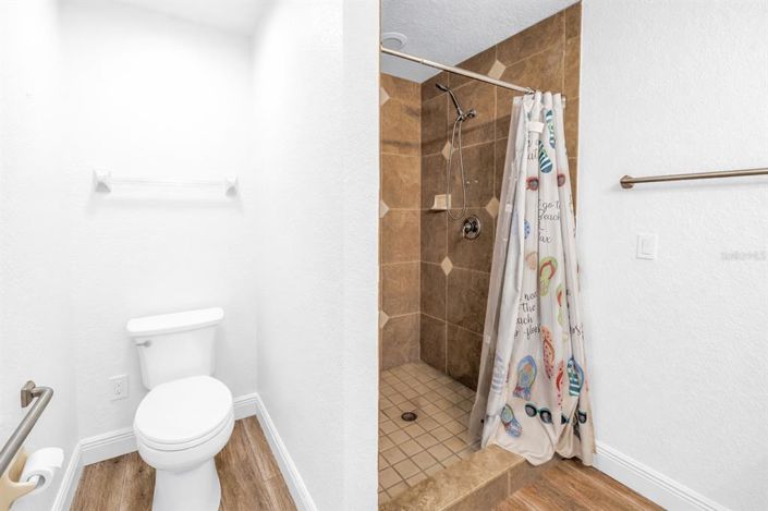 Image No.35-3 Bed Property for sale