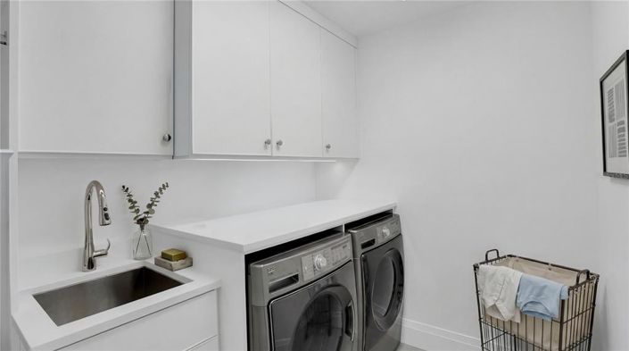 Image No.14-3 Bed Property for sale