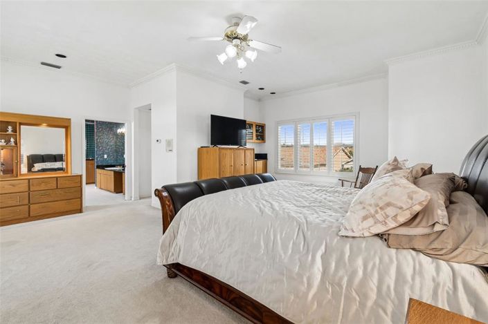 Image No.19-4 Bed Property for sale