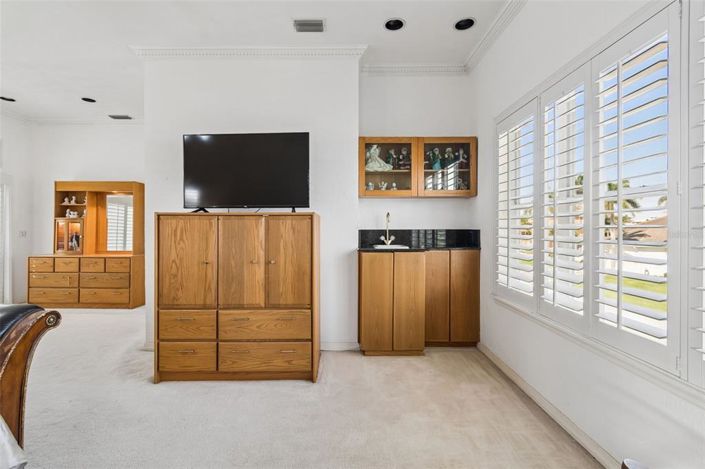 Image No.21-4 Bed Property for sale