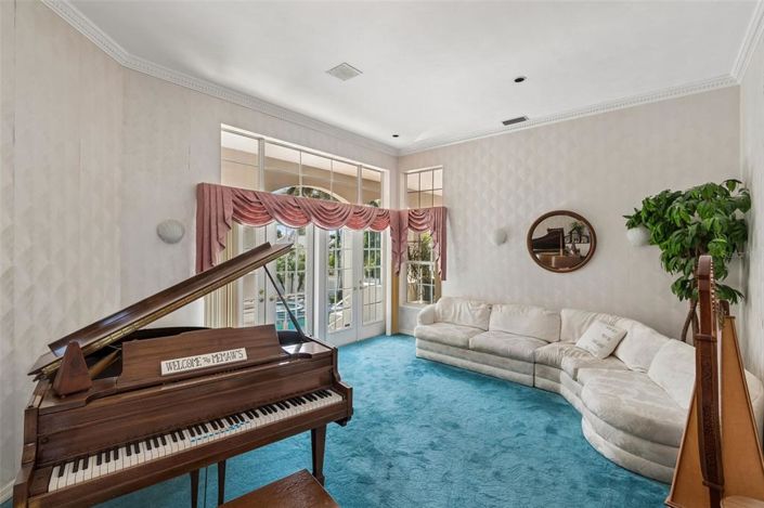 Image No.36-4 Bed Property for sale