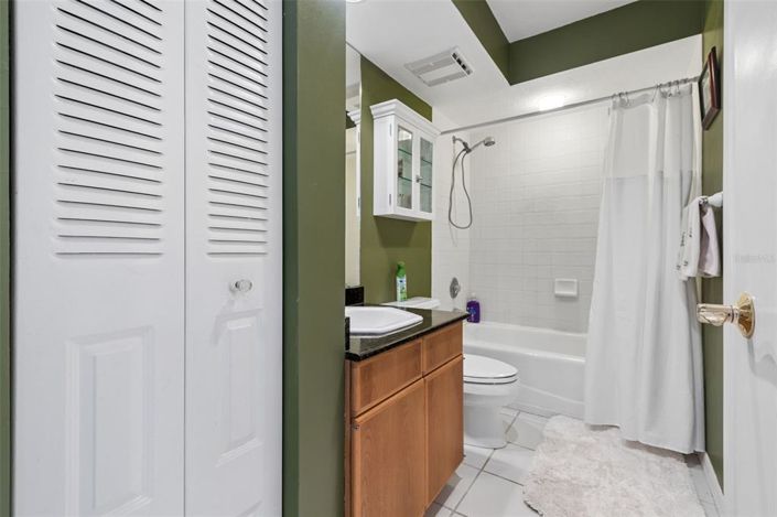 Image No.44-4 Bed Property for sale