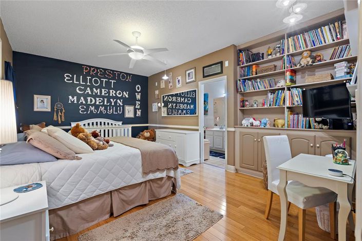 Image No.32-Maison de ville de 5 chambres à vendre à St. Petersburg