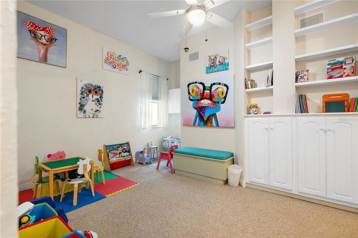 Image No.38-Maison de ville de 5 chambres à vendre à St. Petersburg