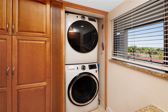 Image No.21-2 Bed Property for sale