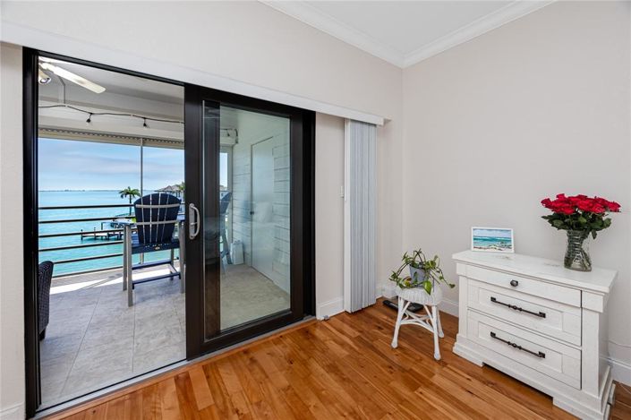 Image No.24-2 Bed Property for sale