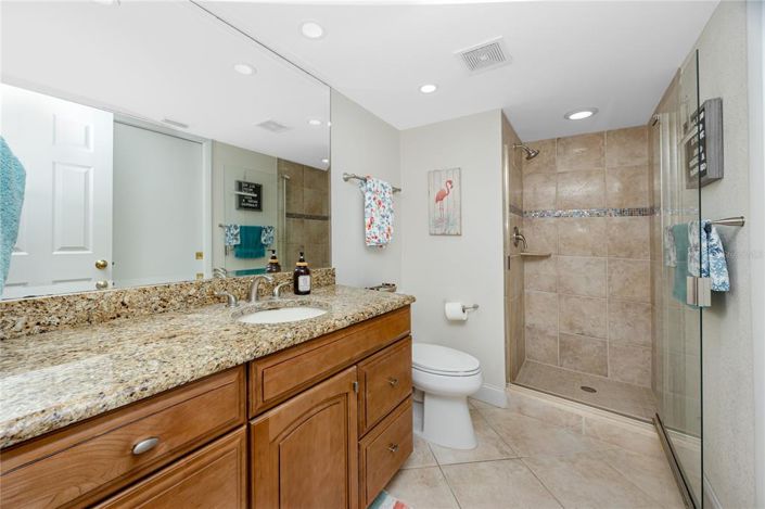 Image No.32-2 Bed Property for sale