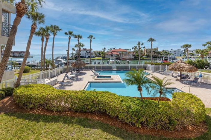 Image No.40-2 Bed Property for sale