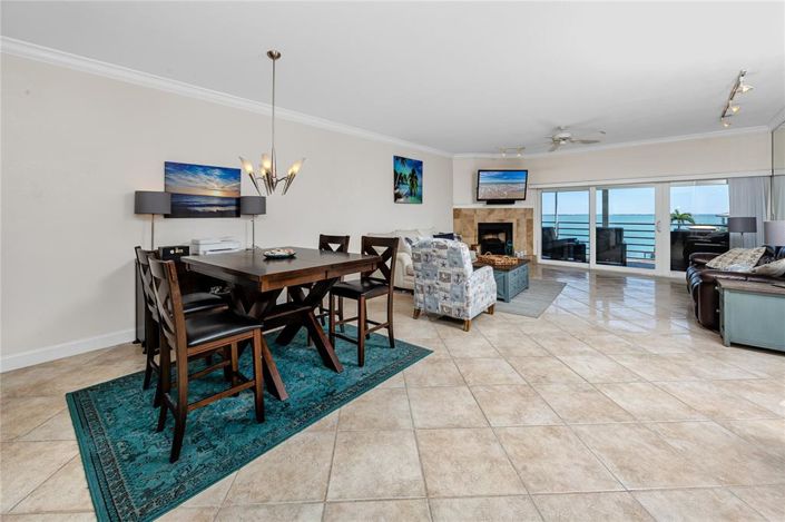 Image No.7-2 Bed Property for sale