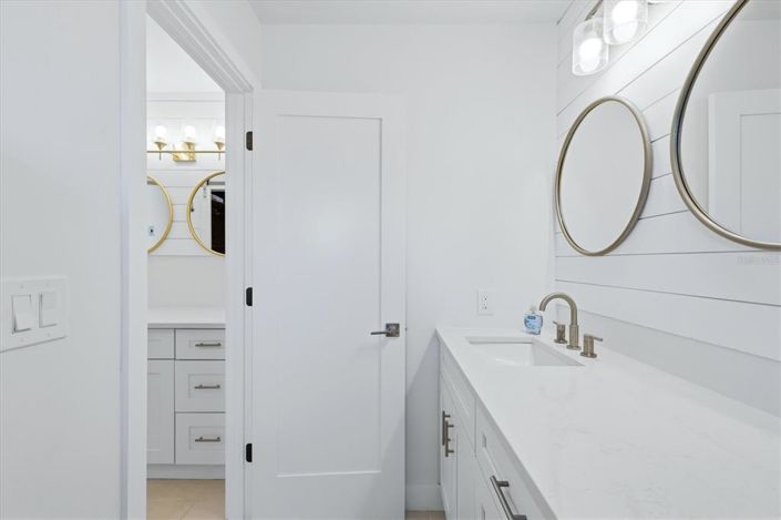 Image No.19-2 Bed Property for sale