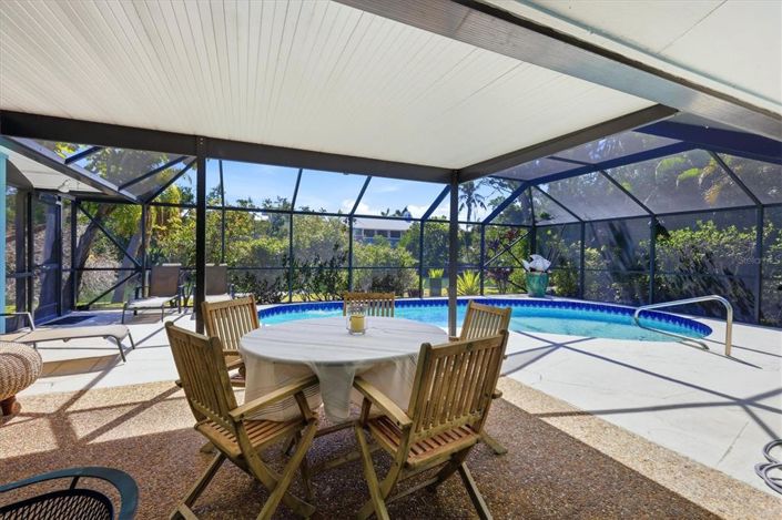 Image No.35-2 Bed Property for sale