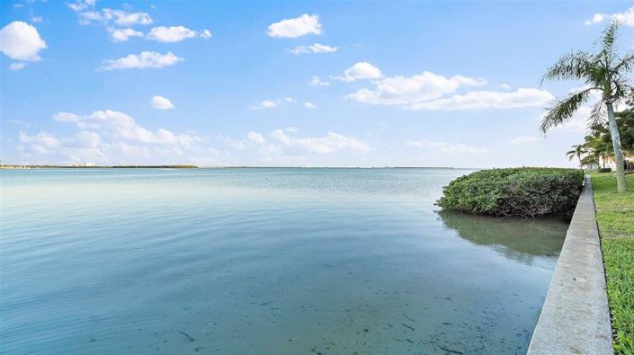 Image No.42-2 Bed Property for sale