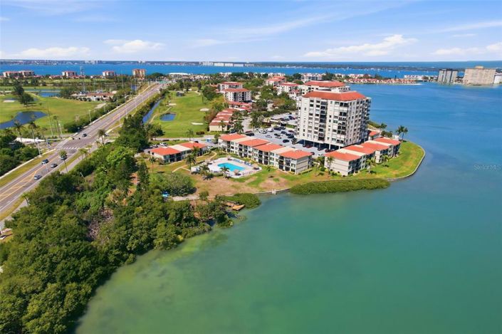 Image No.57-2 Bed Property for sale