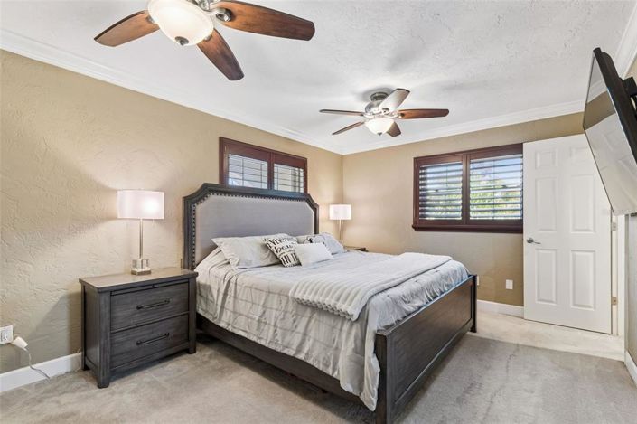 Image No.30-4 Bed Property for sale