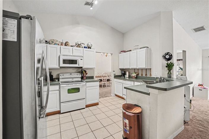 Image No.12-4 Bed Property for sale