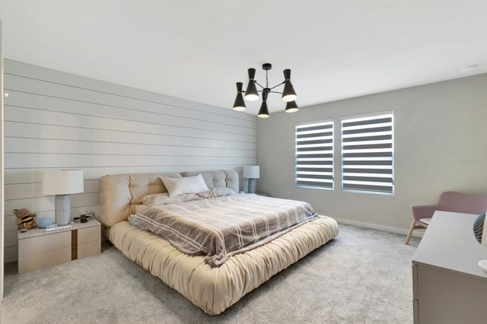 Image No.16-5 Bed Property for sale